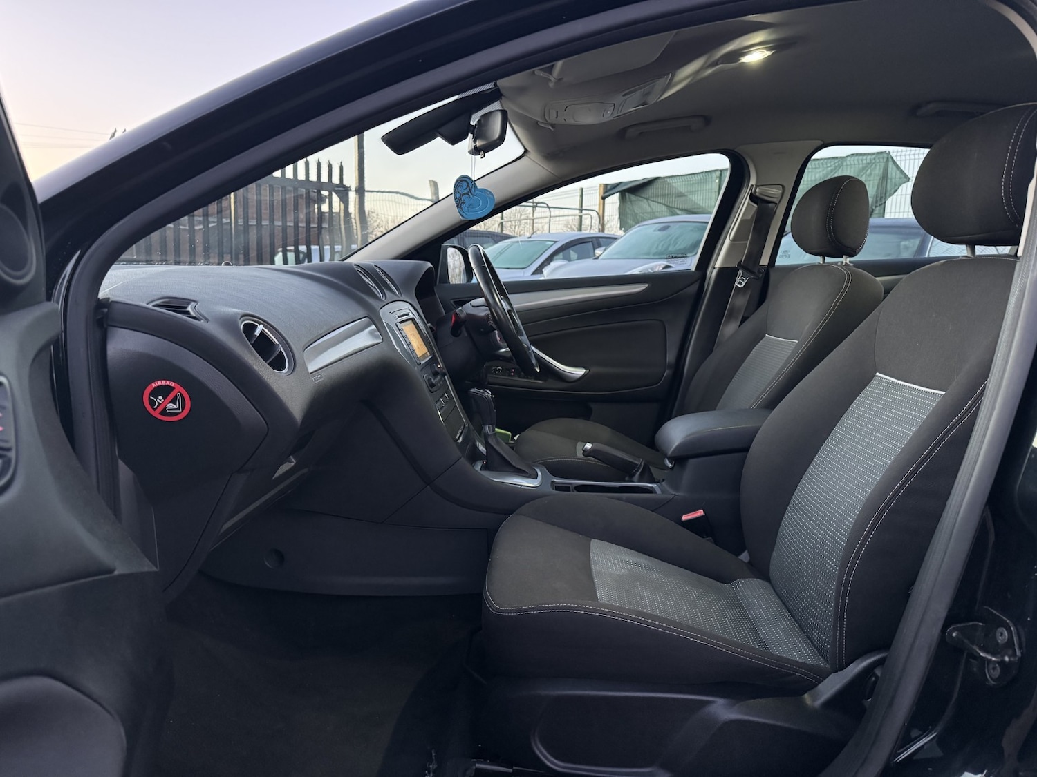 Used Ford Mondeo 2010 for sale - 77148200: Photo 9