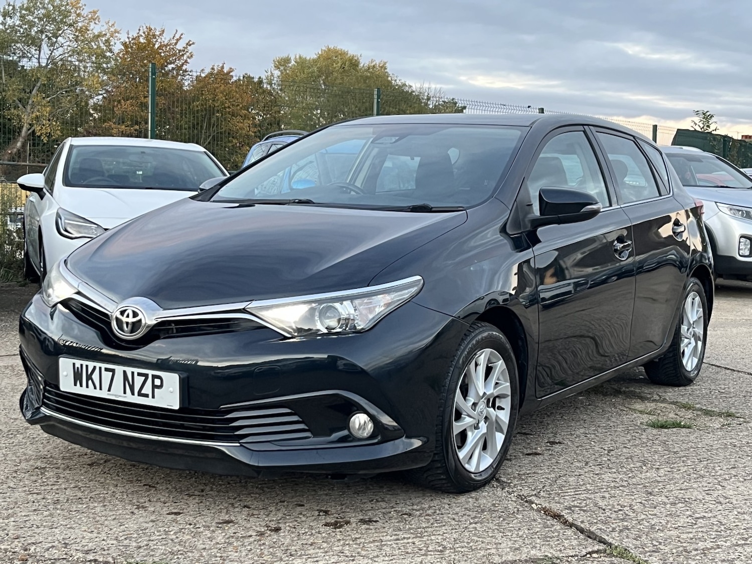Used Toyota Auris 2017 for sale - 76794642: Photo 2