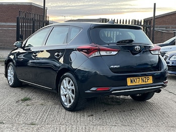 Used Toyota Auris 2017 for sale - 76794642: Photo