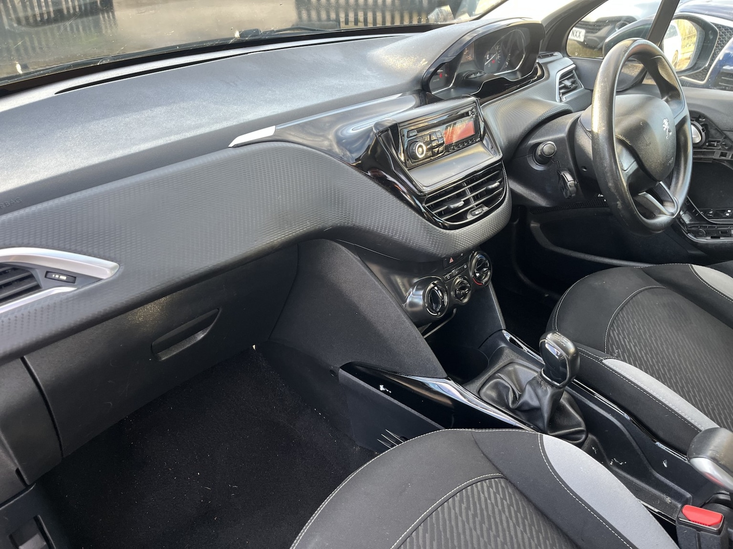 Used Peugeot 2008 2014 for sale - 77314049: Photo 11