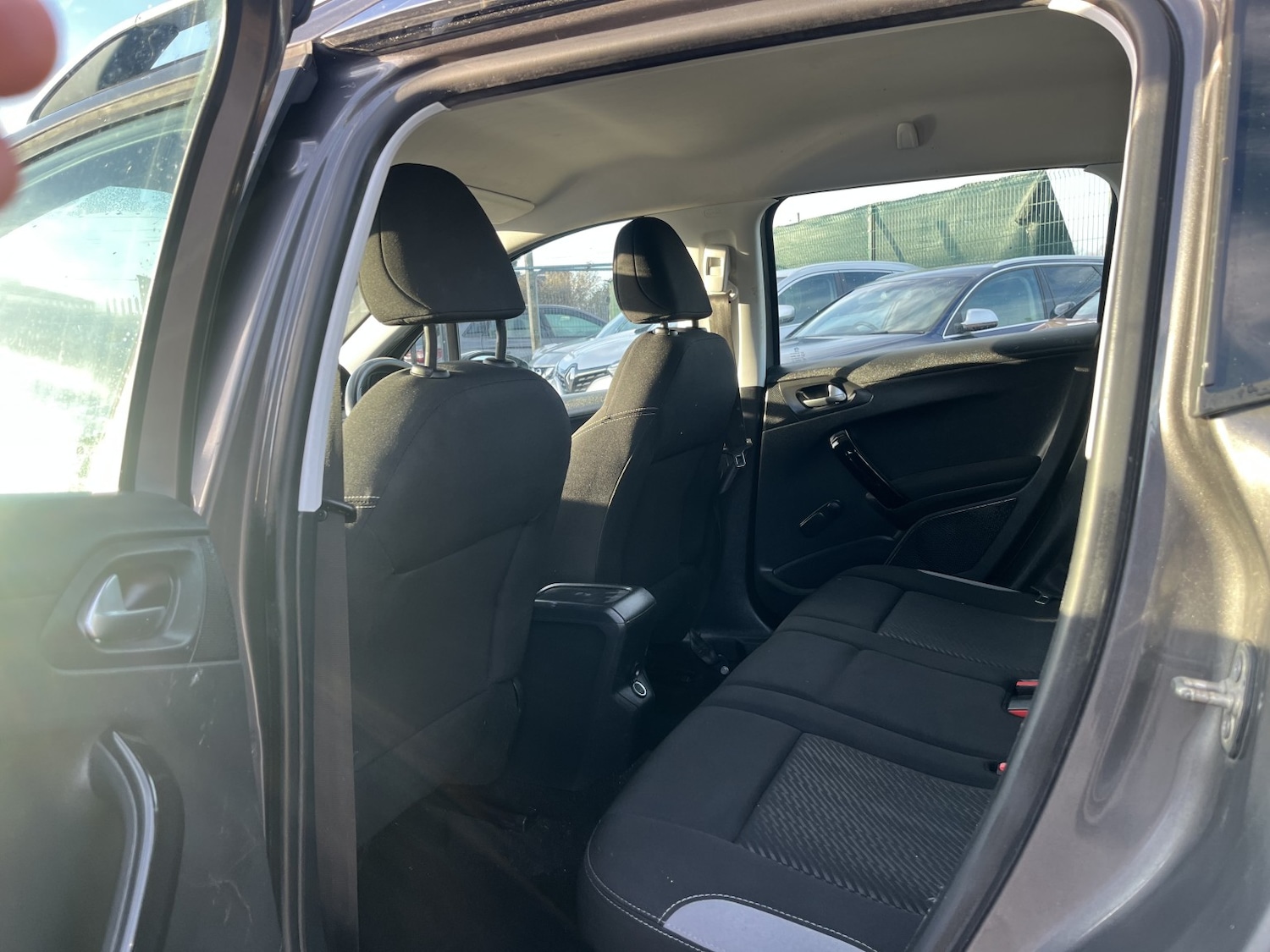 Used Peugeot 2008 2014 for sale - 77314049: Photo 18