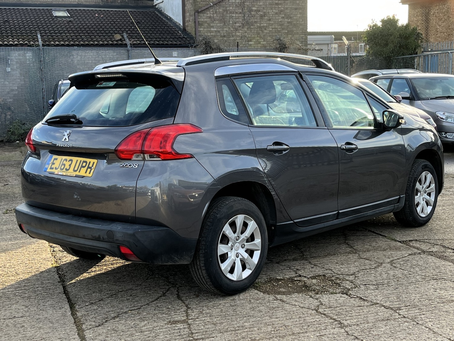 Used Peugeot 2008 2014 for sale - 77314049: Photo 4