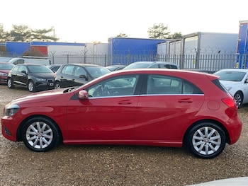 Used Mercedes-Benz A-Class 2014 for sale - 77595292: Photo