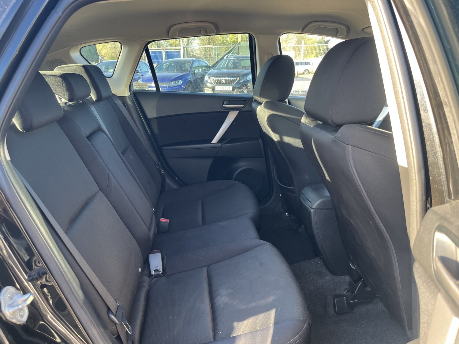 Used Mazda Mazda3 2010 for sale - 78176059: Photo 13