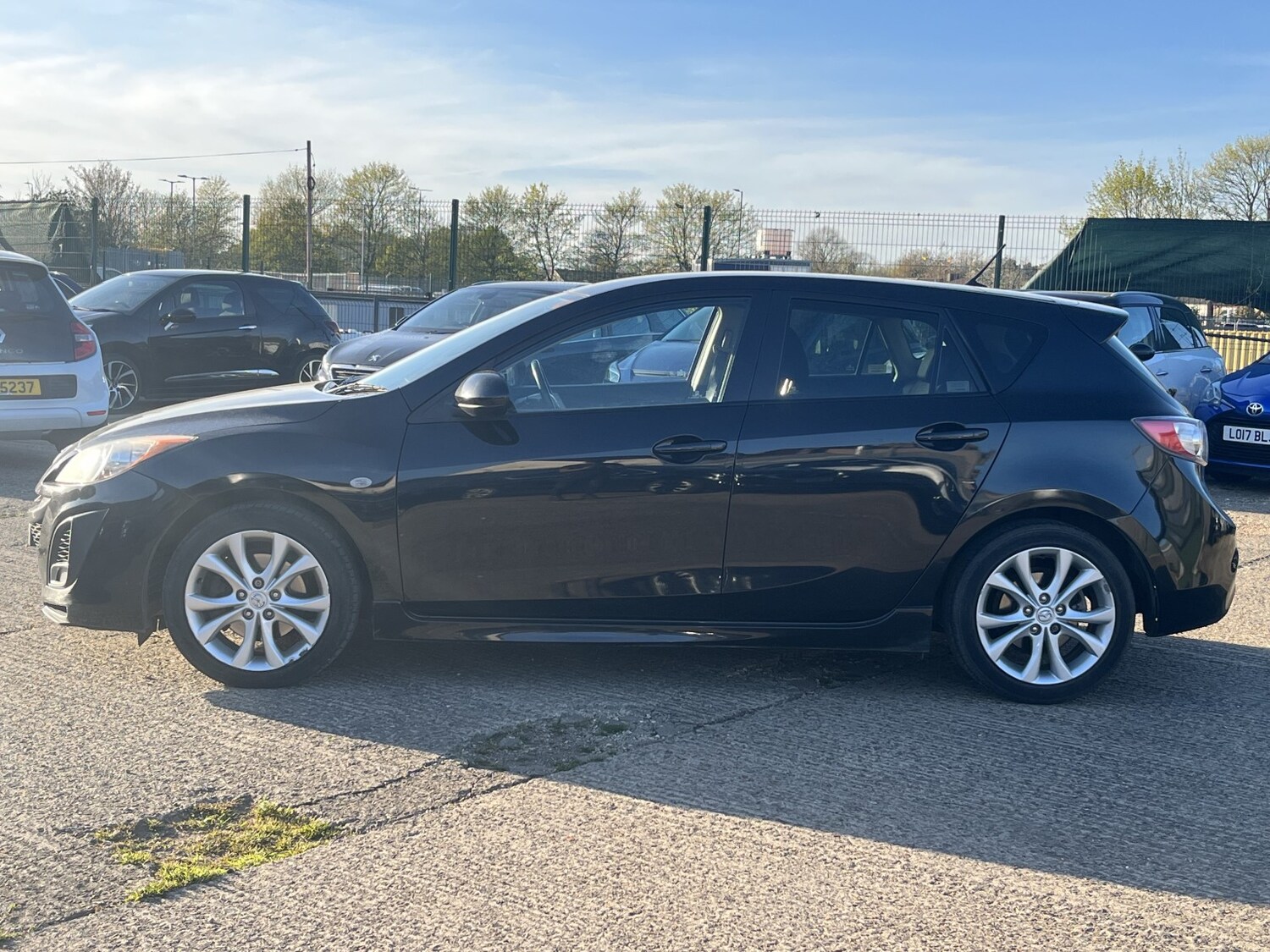 Used Mazda Mazda3 2010 for sale - 78176059: Photo 6