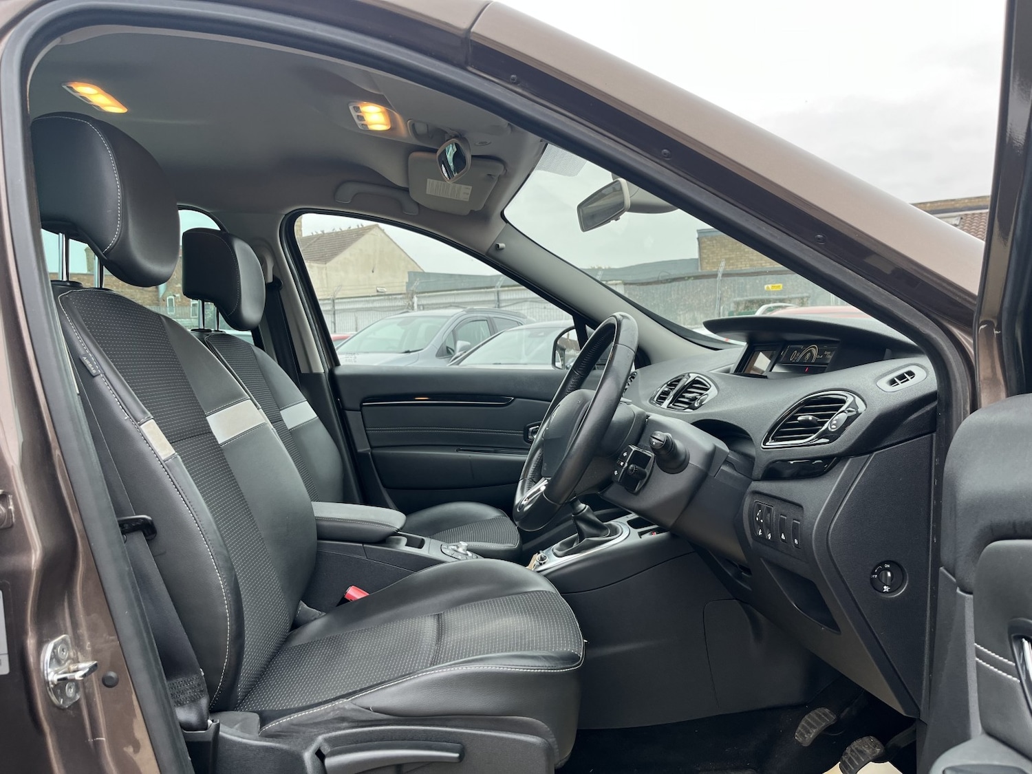 Used Renault Scenic 2014 for sale - 77796907: Photo 10