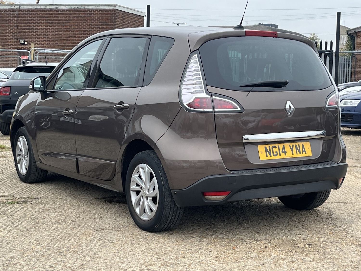 Used Renault Scenic 2014 for sale - 77796907: Photo 4