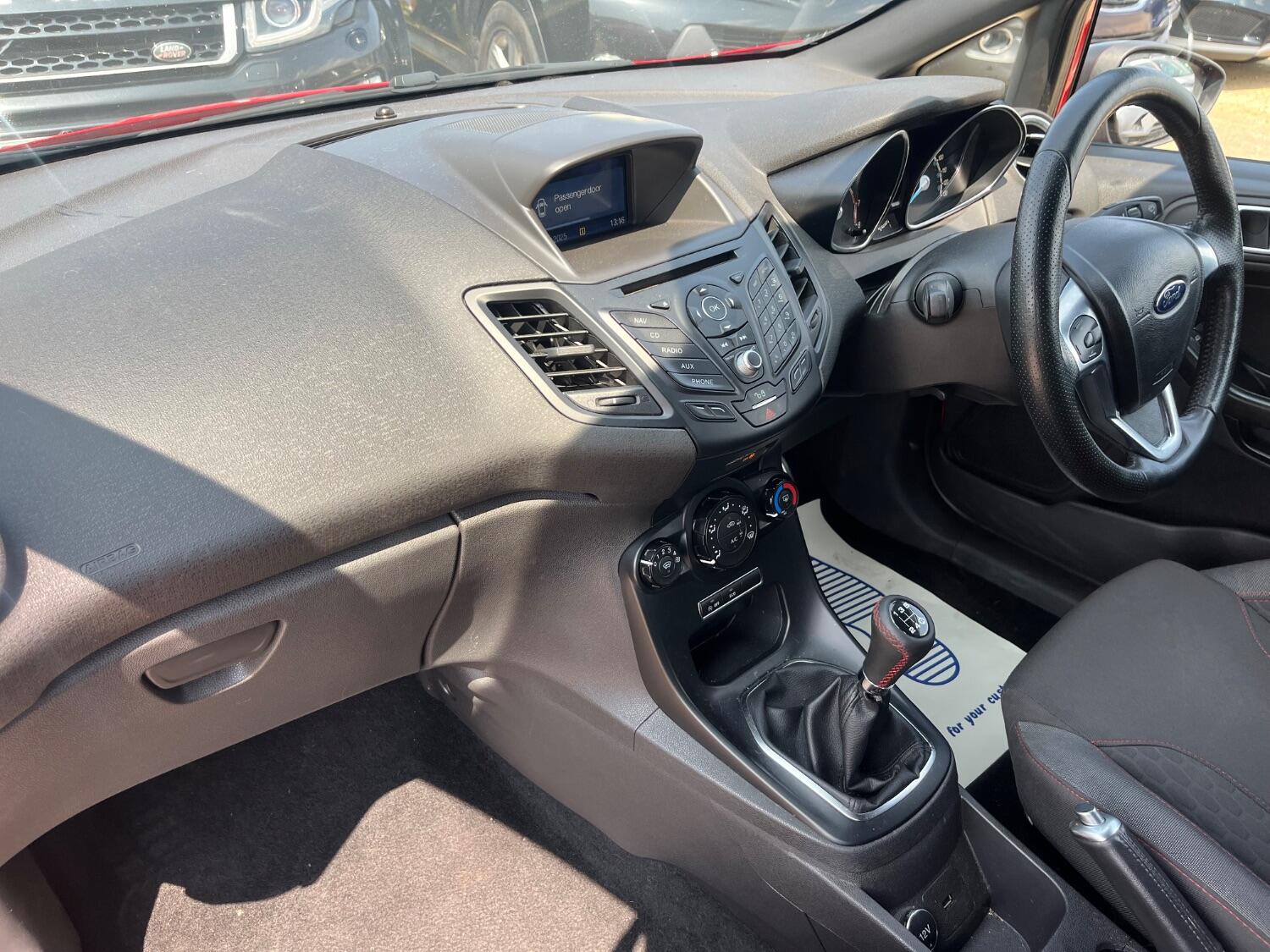 Used Ford Fiesta 2017 for sale - 77595283: Photo 12