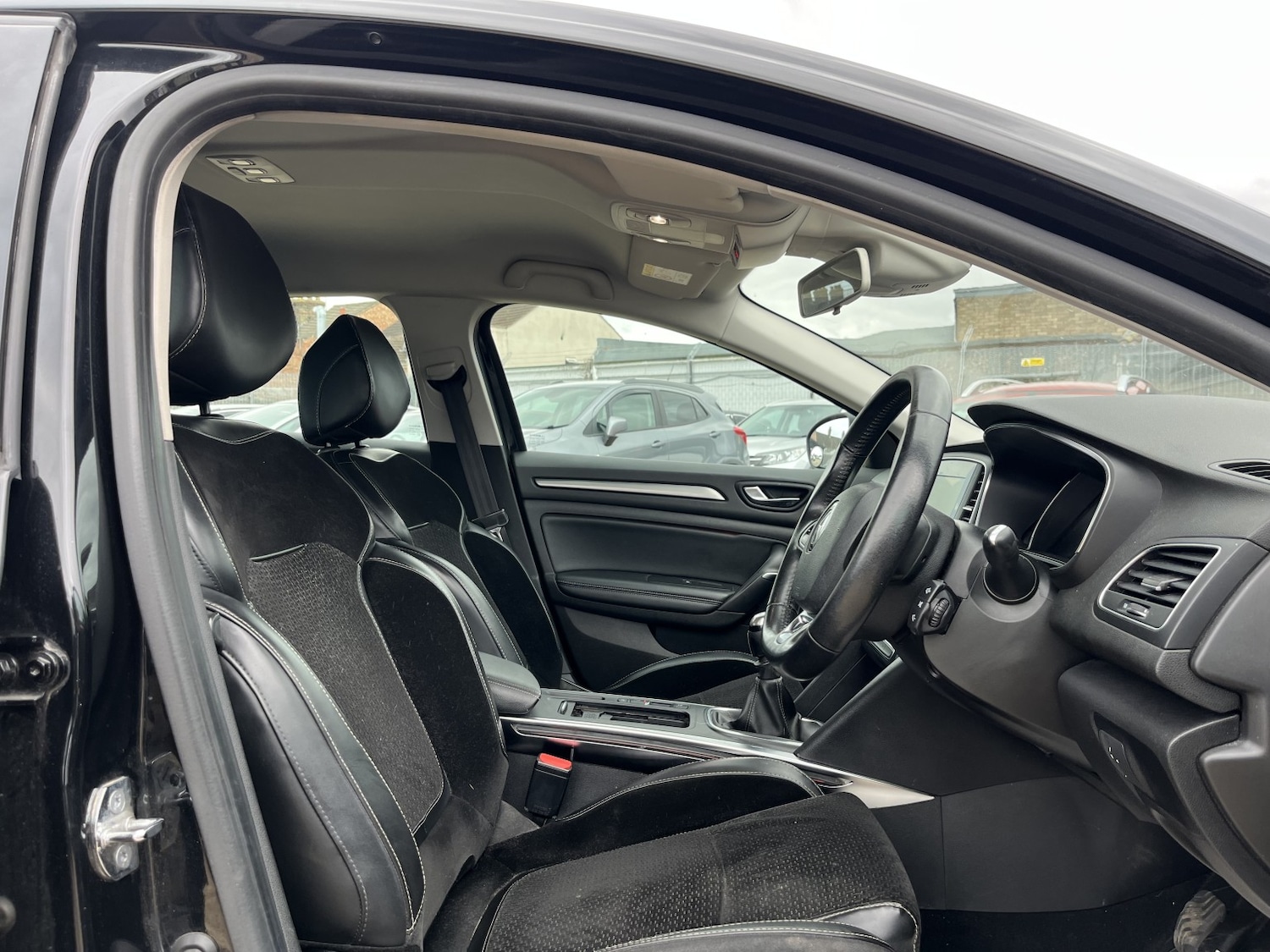 Used Renault Megane 2016 for sale - 76769593: Photo 10