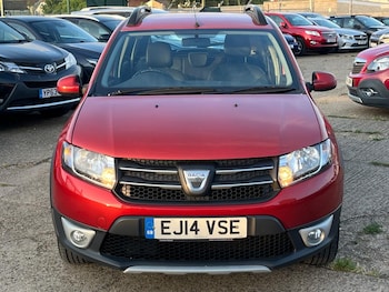 Used Dacia Sandero Stepway 2014 for sale - 76848715: Photo