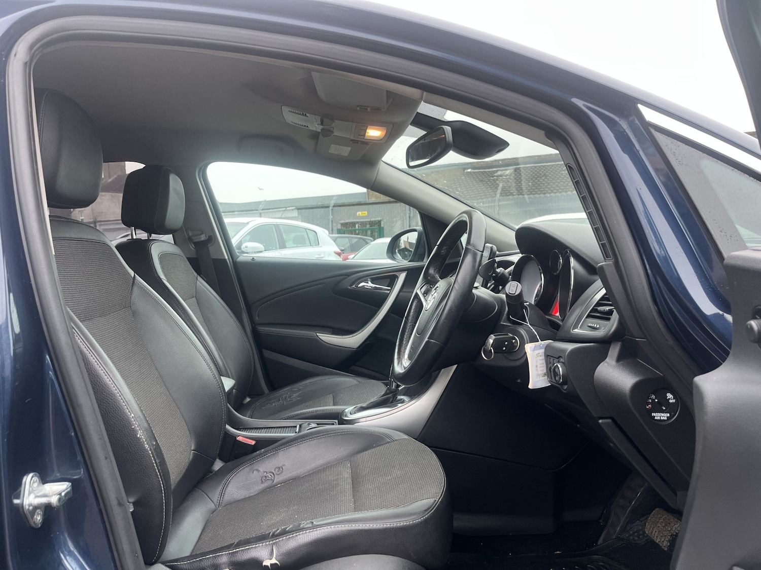 Used Vauxhall Astra 2011 for sale - 77258598: Photo 11