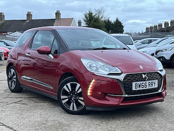 2017 - 1.2 PureTech Chic 3-Door