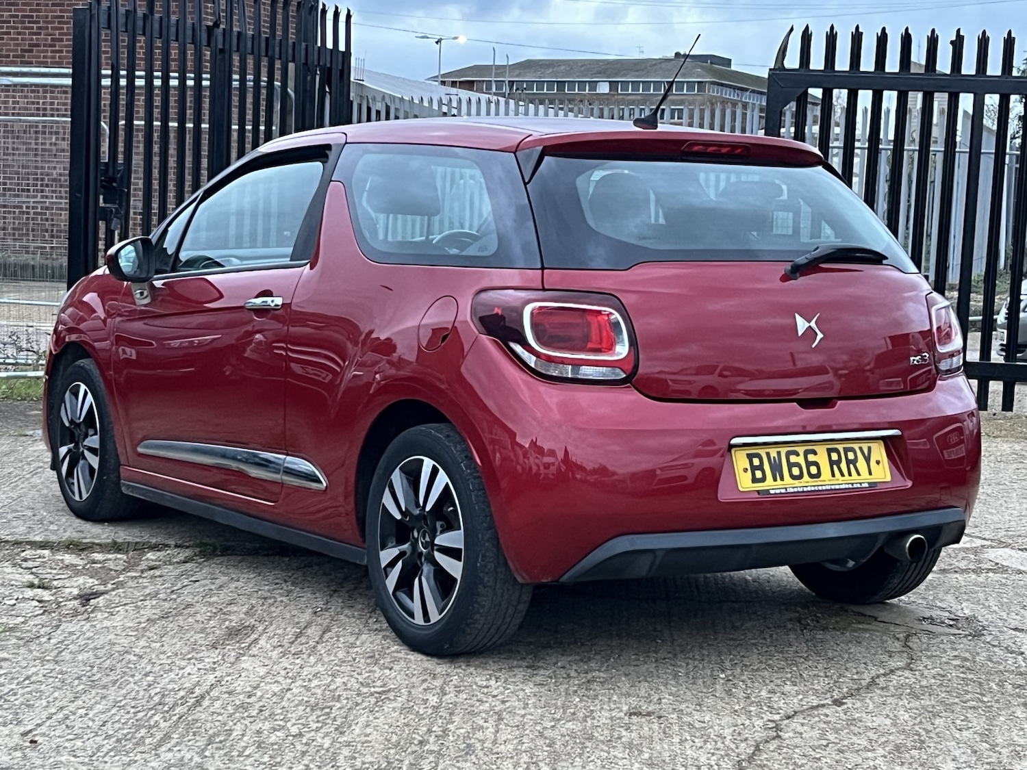 Used DS Automobiles DS 3 2017 for sale - 77014874: Photo 4