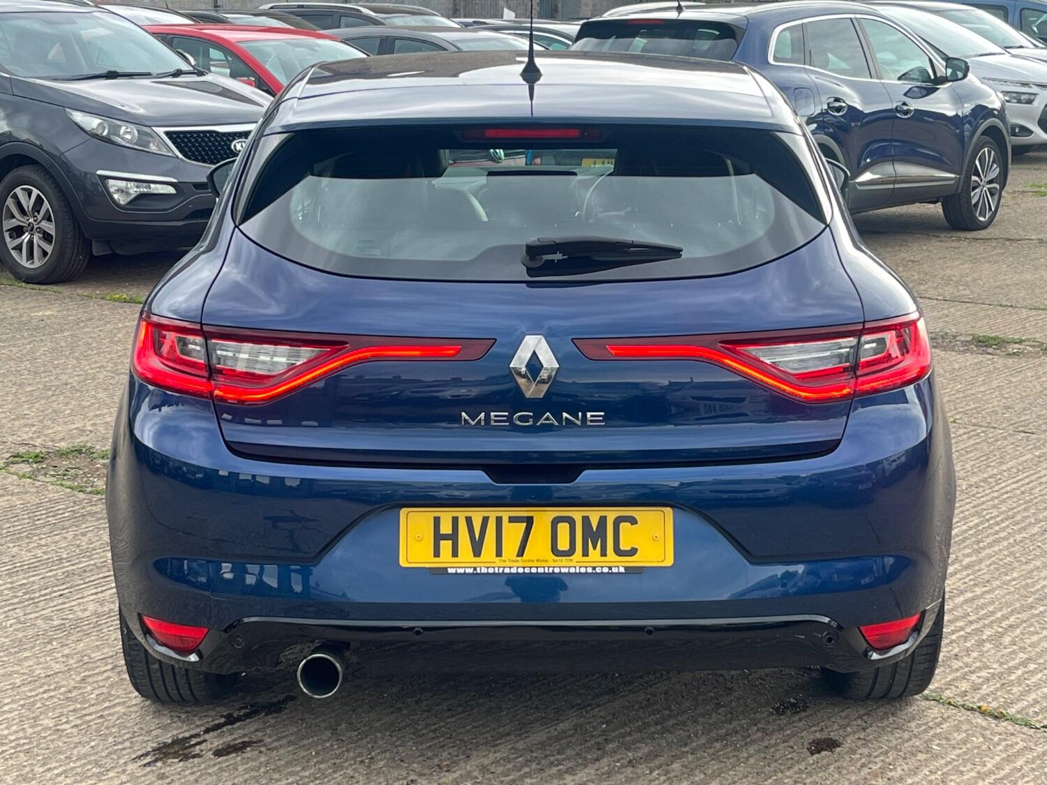 Used Renault Megane 2017 for sale - 76794662: Photo 7