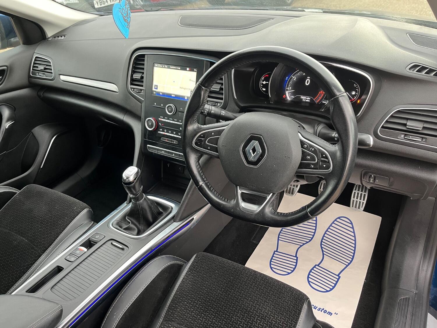 Used Renault Megane 2017 for sale - 76794662: Photo 9