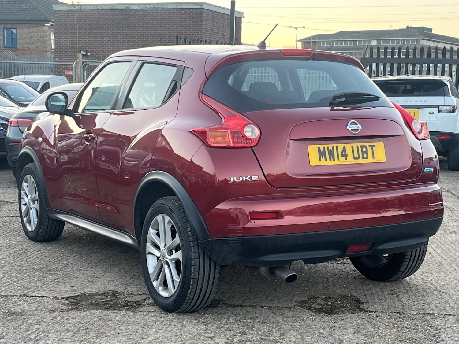 Used Nissan Juke 2014 for sale - 76904642: Photo 4