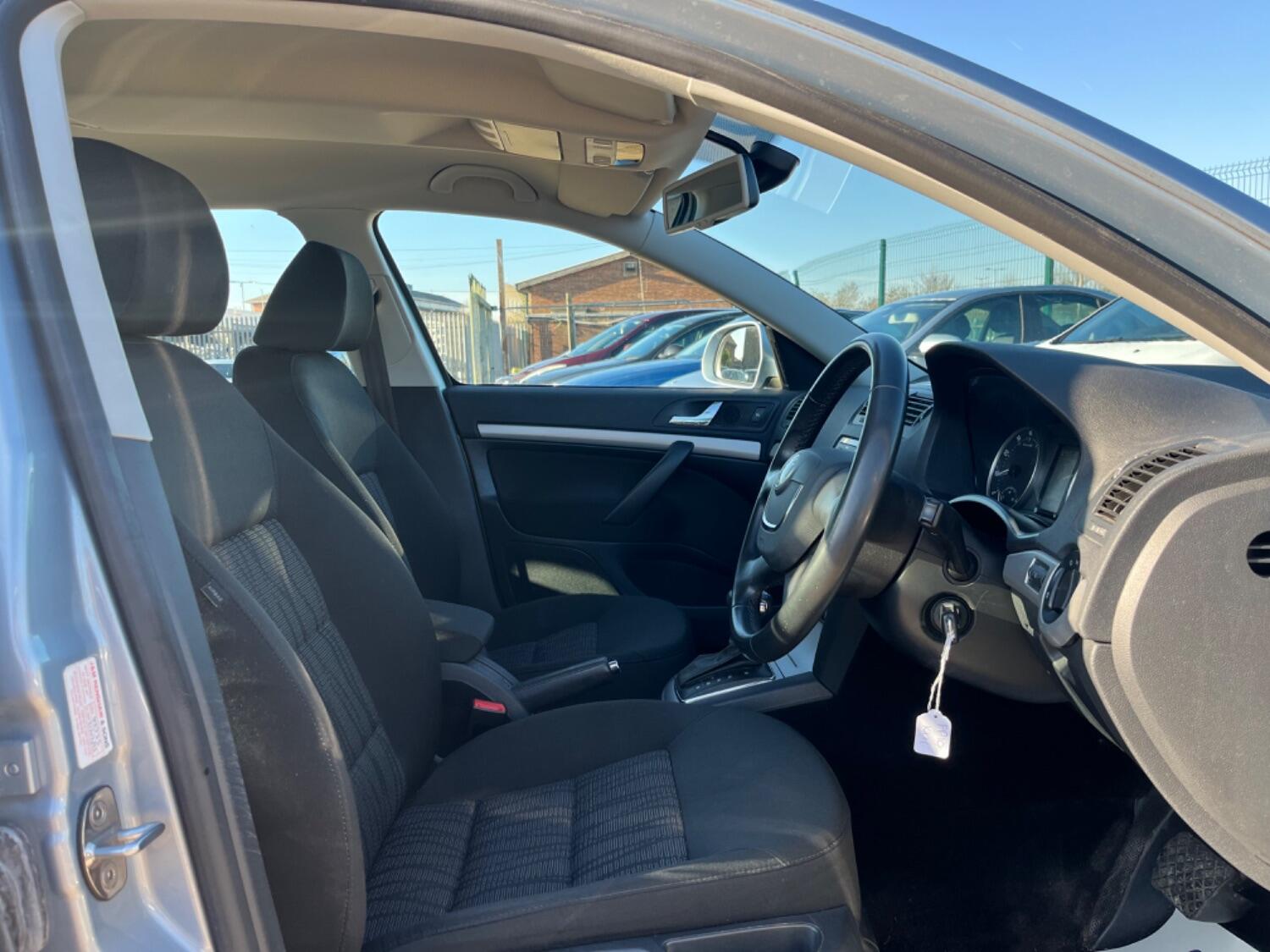 Used Skoda Octavia 2010 for sale - 77195503: Photo 10