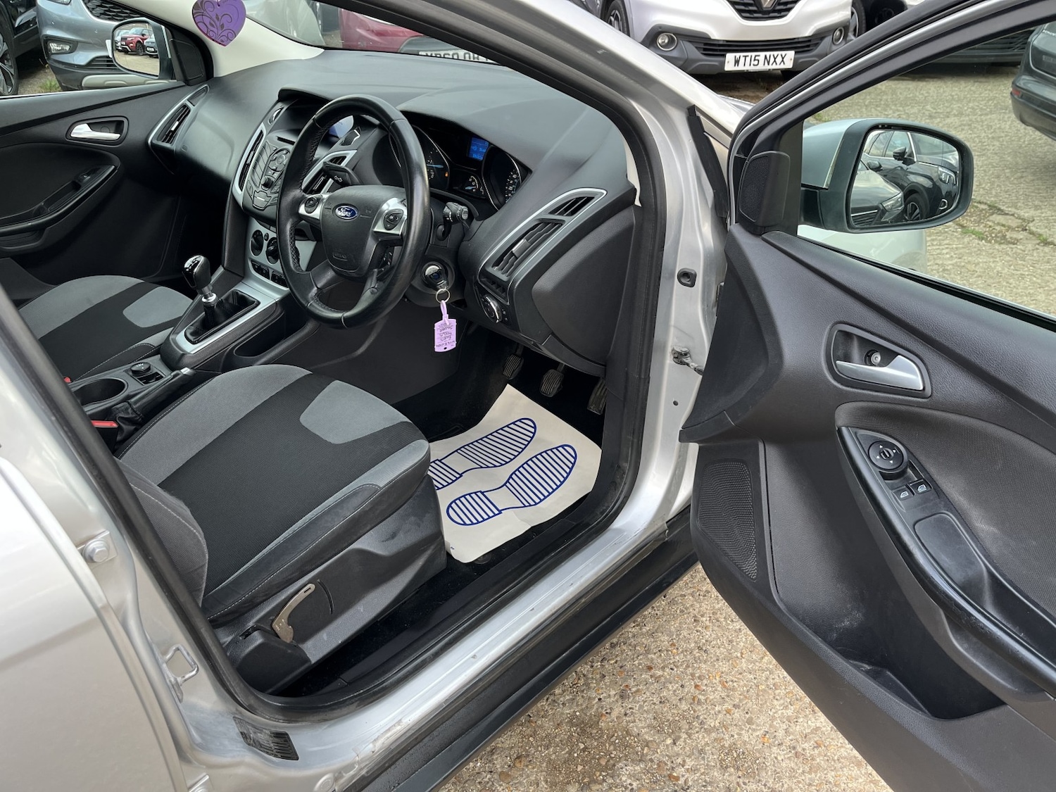 Used Ford Focus 2012 for sale - 76369360: Photo 10