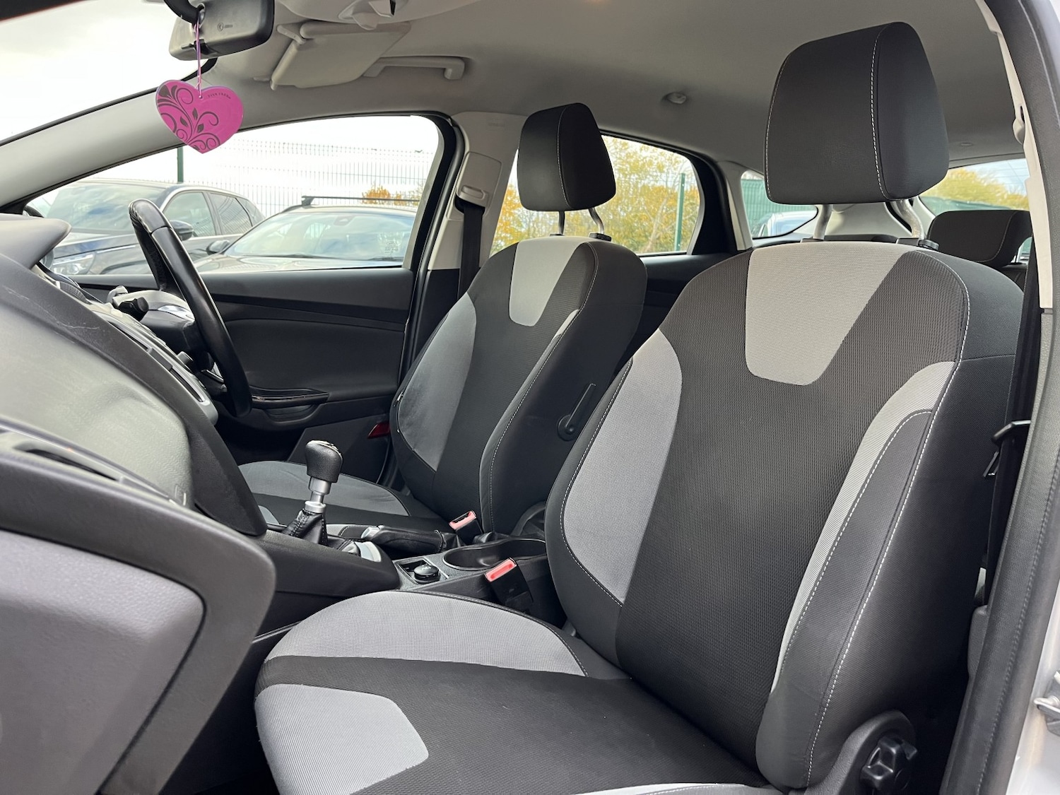 Used Ford Focus 2012 for sale - 76369360: Photo 13