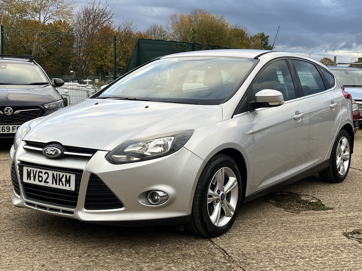 Used Ford Focus 2012 for sale - 76369360: Photo 2