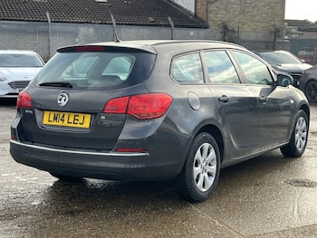 Used Vauxhall Astra 2014 for sale - 77687620: Photo