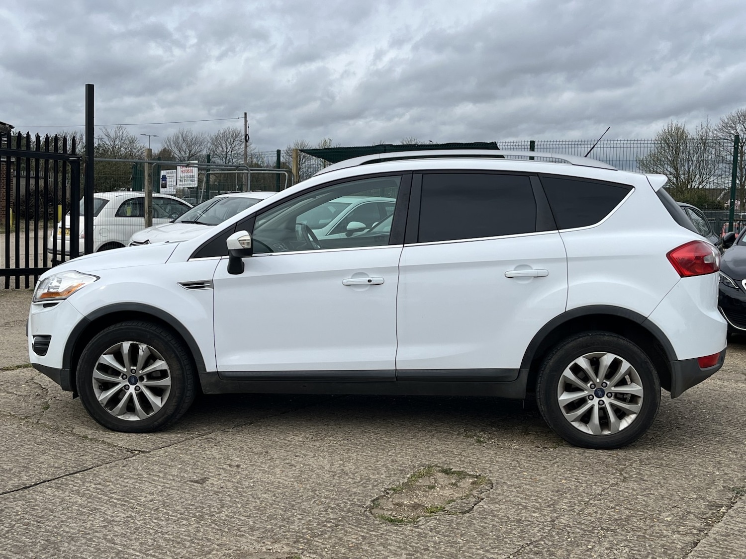 Used Ford Kuga 2010 for sale - 78141095: Photo 7