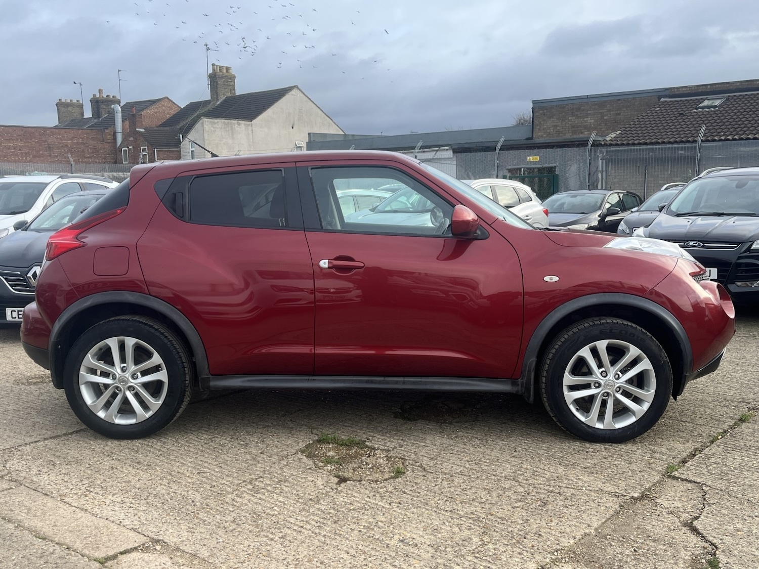 Used Nissan Juke 2011 for sale - 76643488: Photo 6