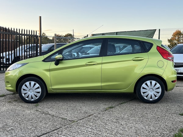 Used Ford Fiesta 2010 for sale - 76205615: Photo 6
