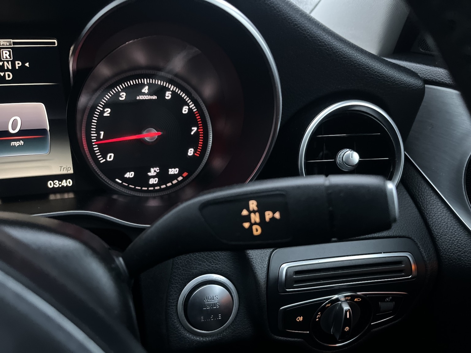 Used Mercedes-Benz C Class 2014 for sale - 77836873: Photo 17