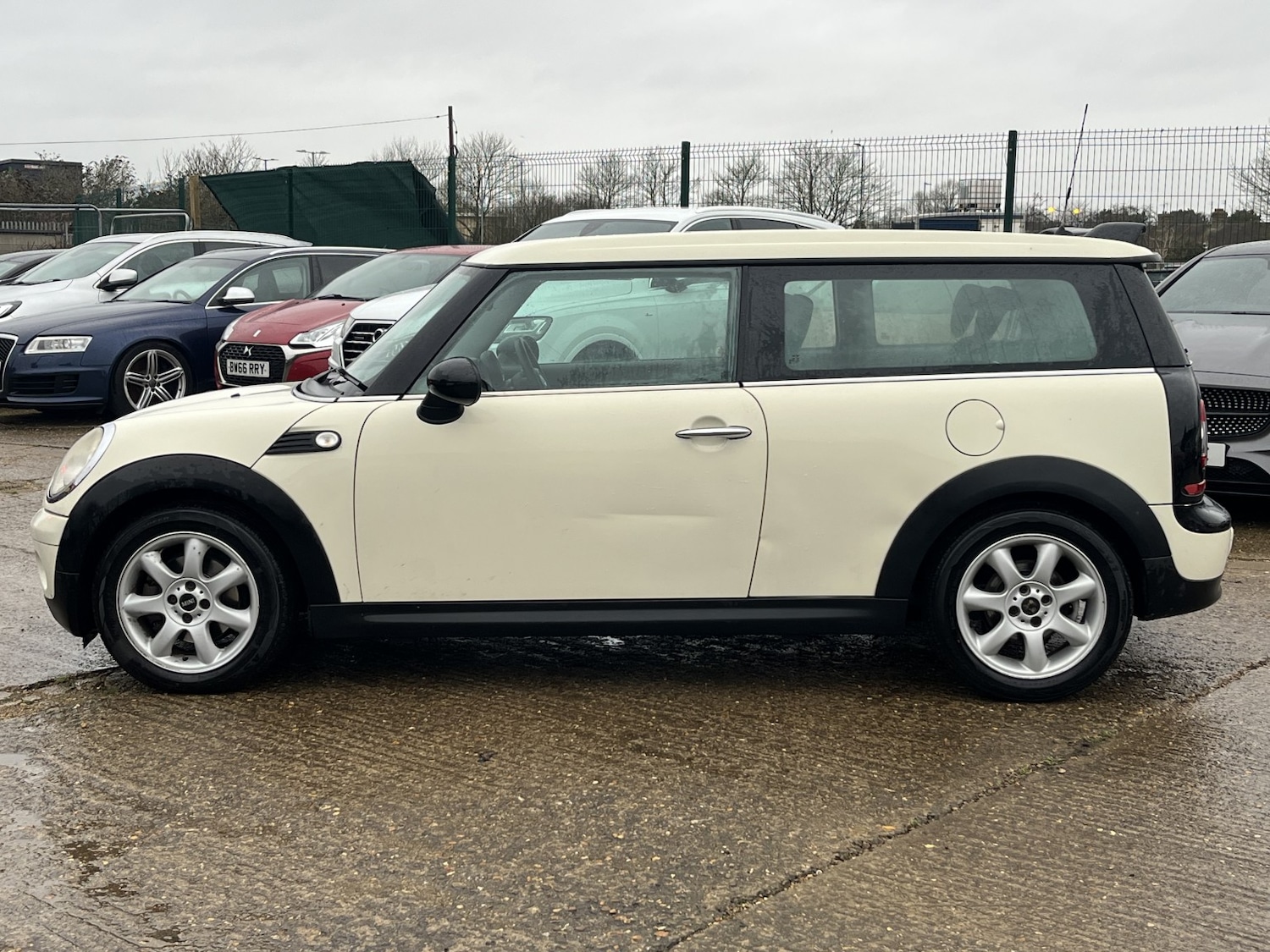 Used MINI Clubman 2009 for sale - 77167824: Photo 6
