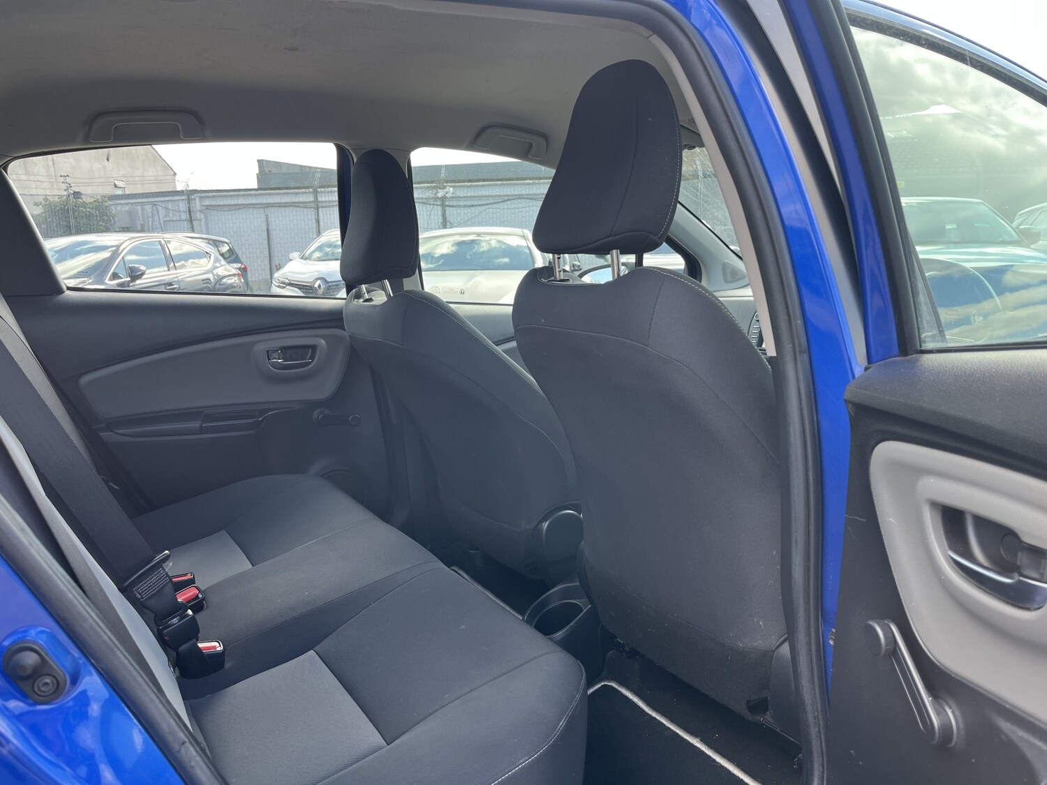 Used Toyota Yaris 2017 for sale - 78139430: Photo 21