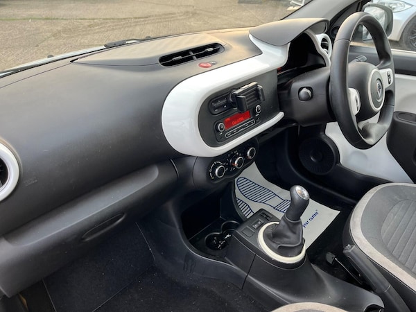 Used Renault Twingo 2015 for sale - 75632819: Photo 13