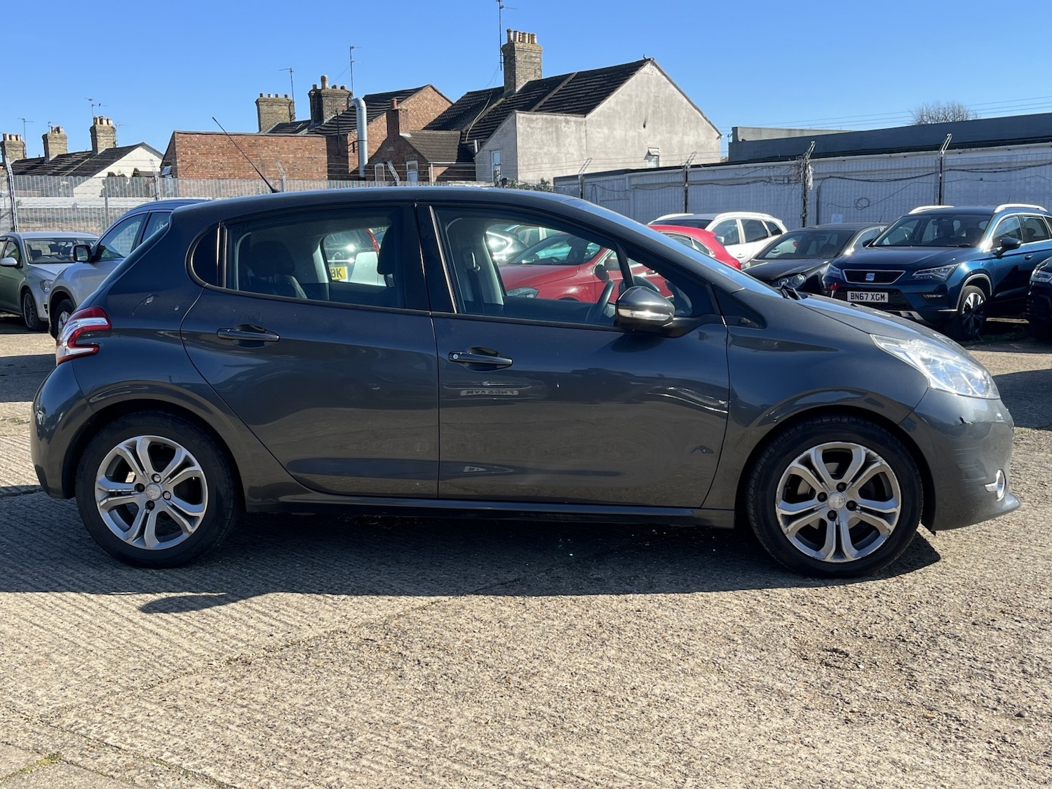 Used Peugeot 208 2012 for sale - 78018459: Photo 6