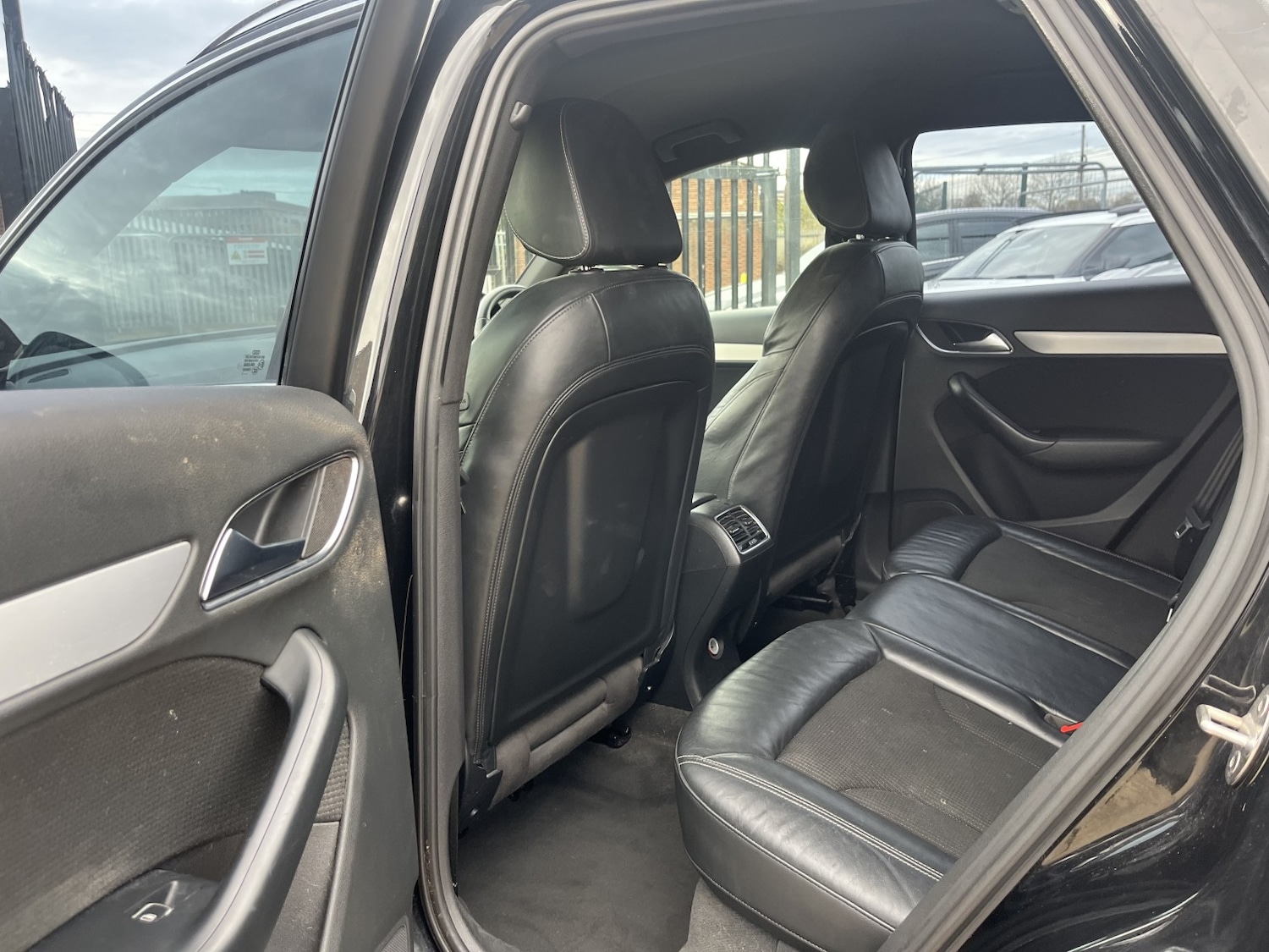 Used Audi Q3 2016 for sale - 76482939: Photo 15