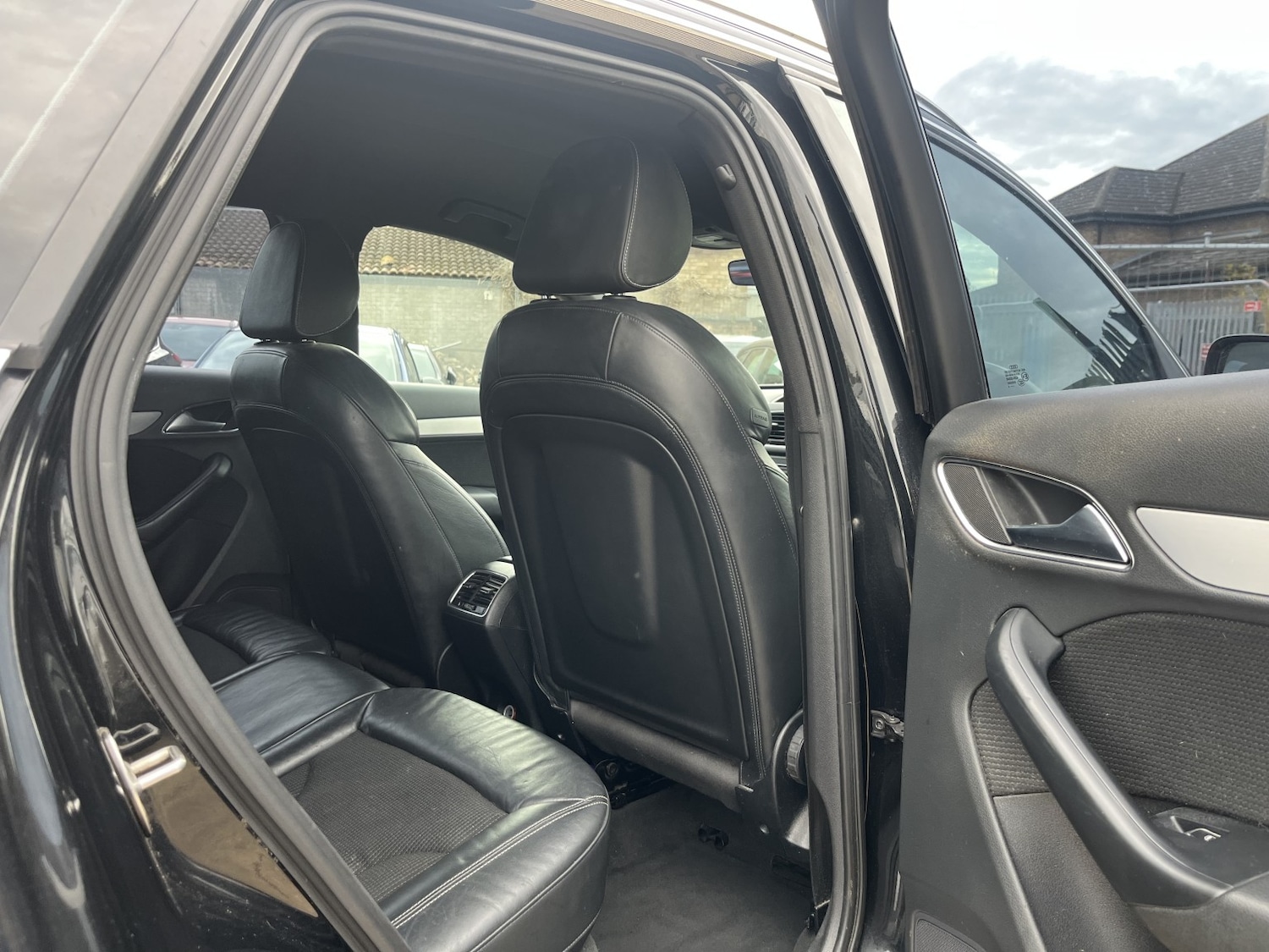 Used Audi Q3 2016 for sale - 76482939: Photo 17