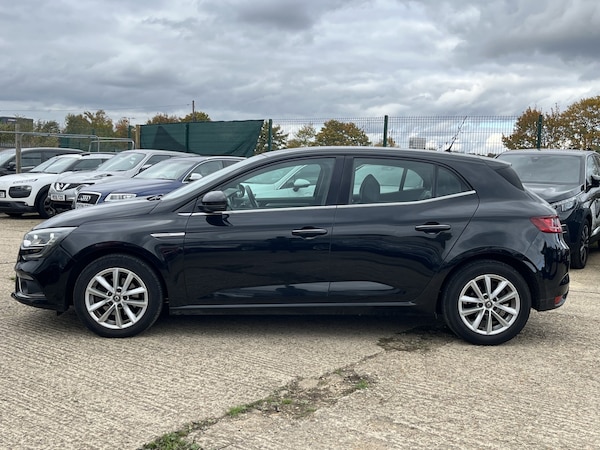Used Renault Megane 2016 for sale - 76299068: Photo 4