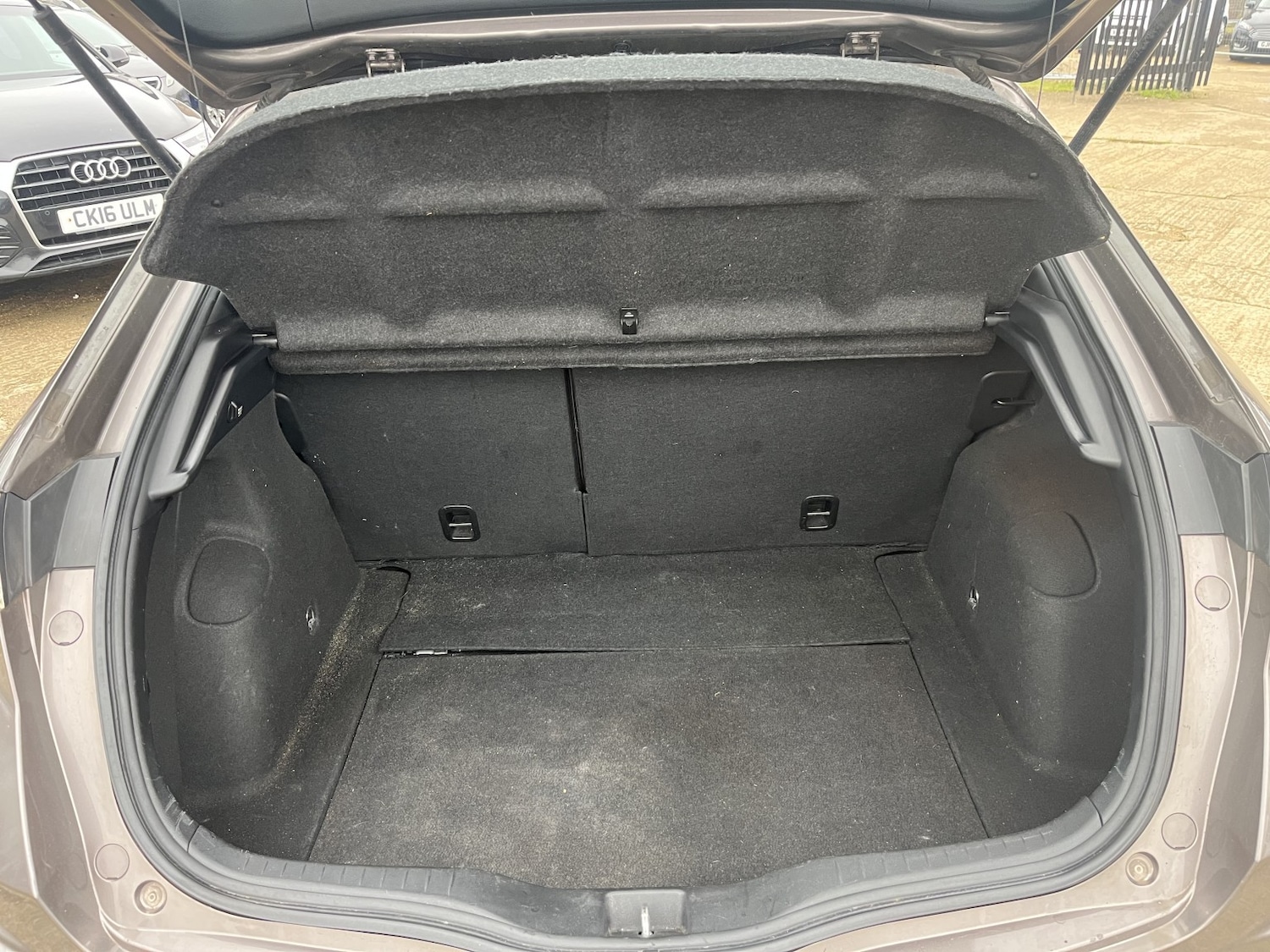 Used Honda Civic 2011 for sale - 77431421: Photo 19