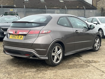 Used Honda Civic 2011 for sale - 77431421: Photo
