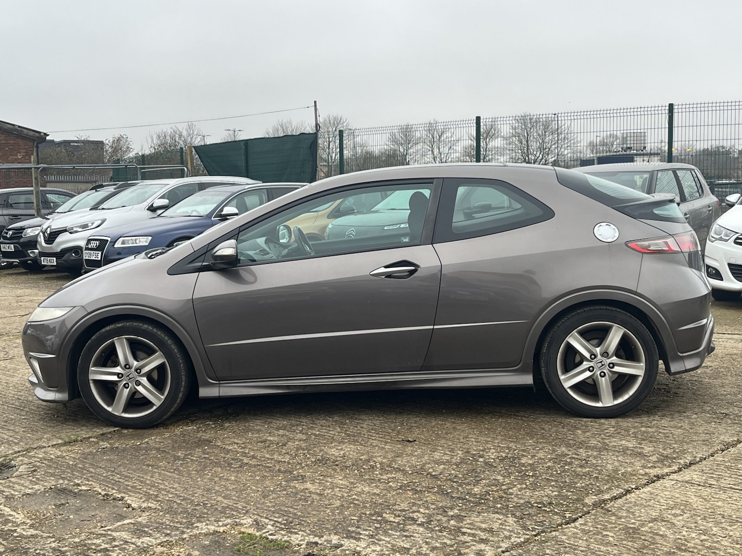 Used Honda Civic 2011 for sale - 77431421: Photo 6