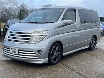 Used Nissan Elgrand 2021 for sale - 77258547: Photo
