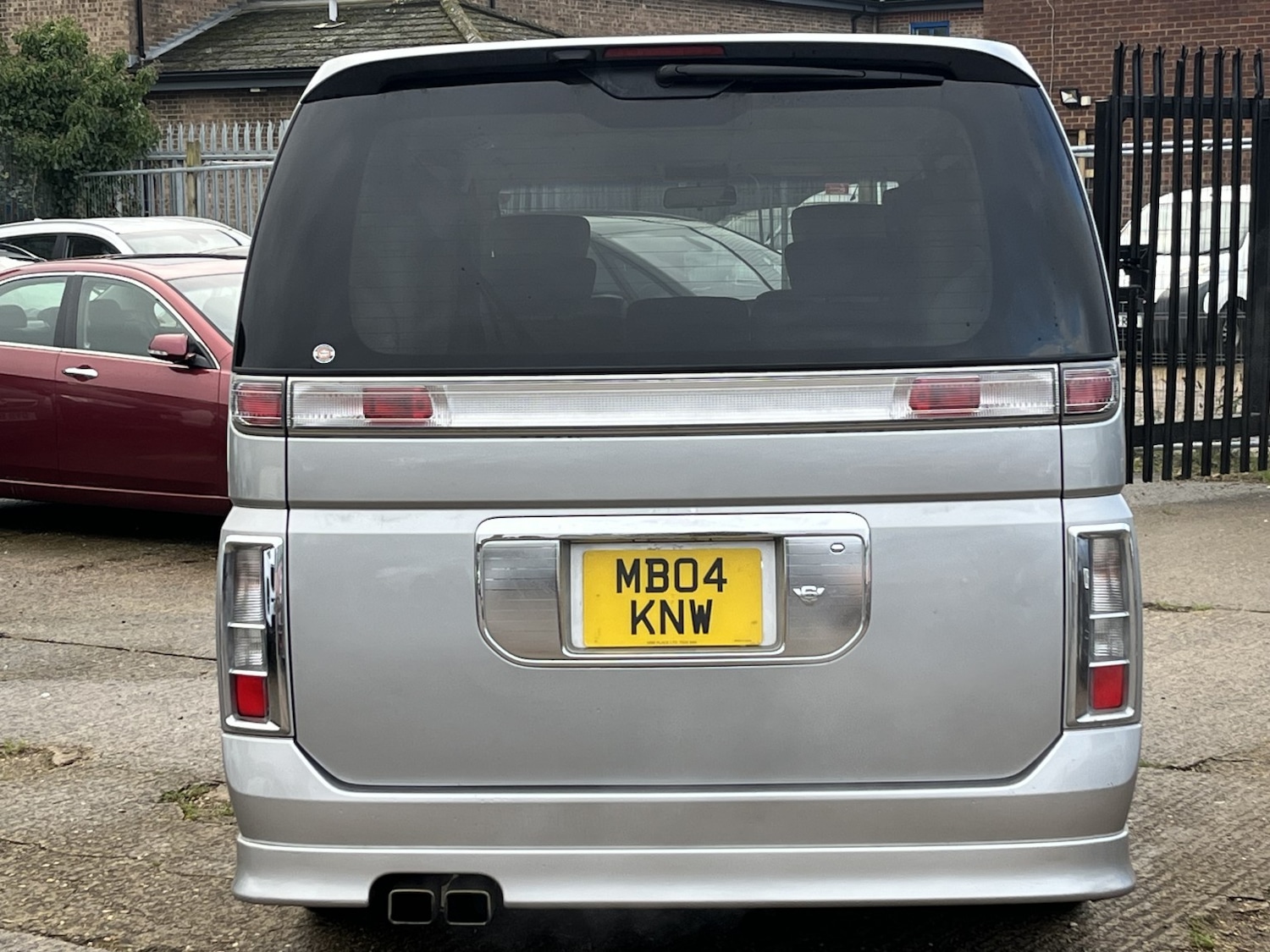 Used Nissan Elgrand 2021 for sale - 77258547: Photo 8