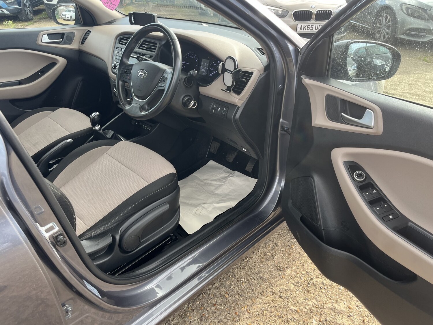 Used Hyundai i20 2015 for sale - 77864891: Photo 12