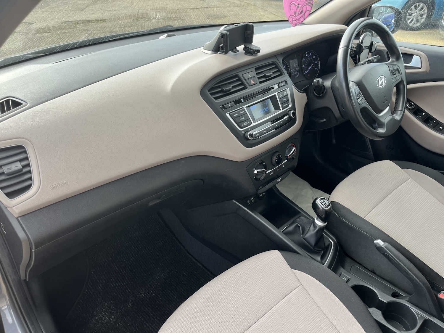 Used Hyundai i20 2015 for sale - 77864891: Photo 13