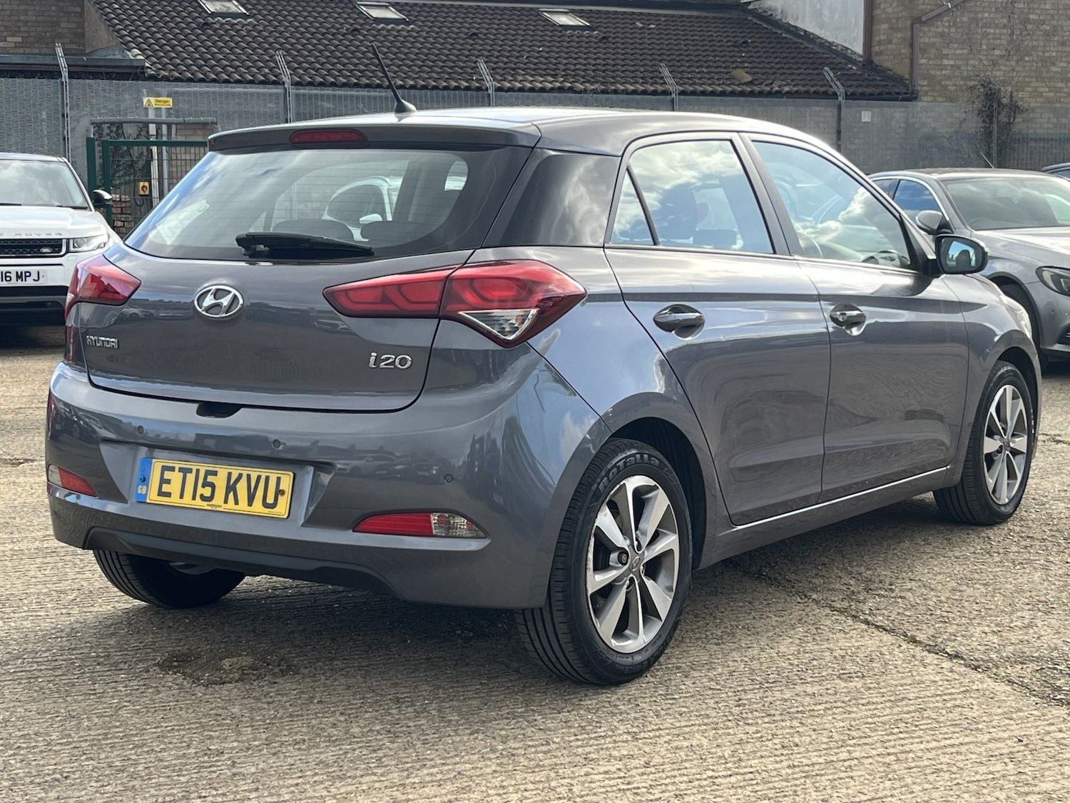 Used Hyundai i20 2015 for sale - 77864891: Photo 3