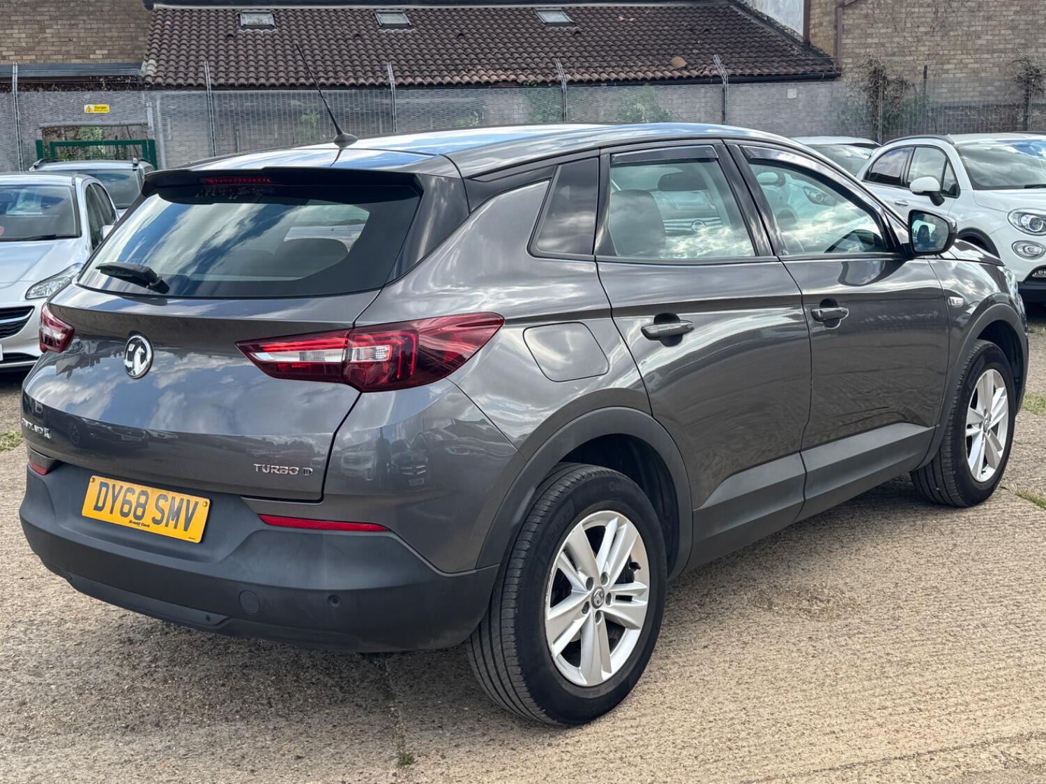Used Vauxhall Grandland X 2018 for sale - 77465825: Photo 3