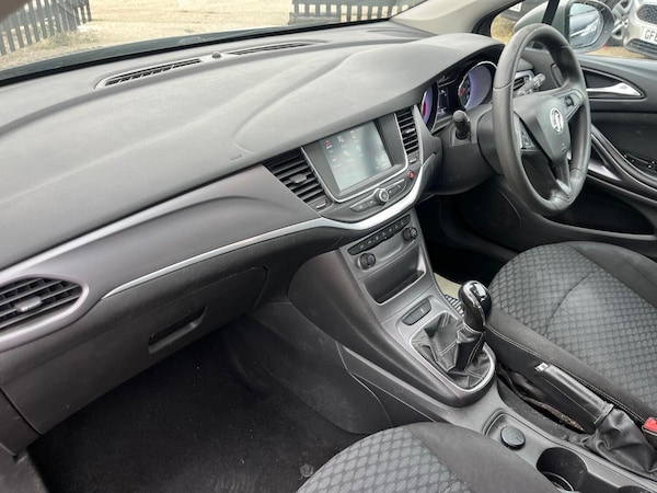 Used Vauxhall Astra 2016 for sale - 75550240: Photo 12