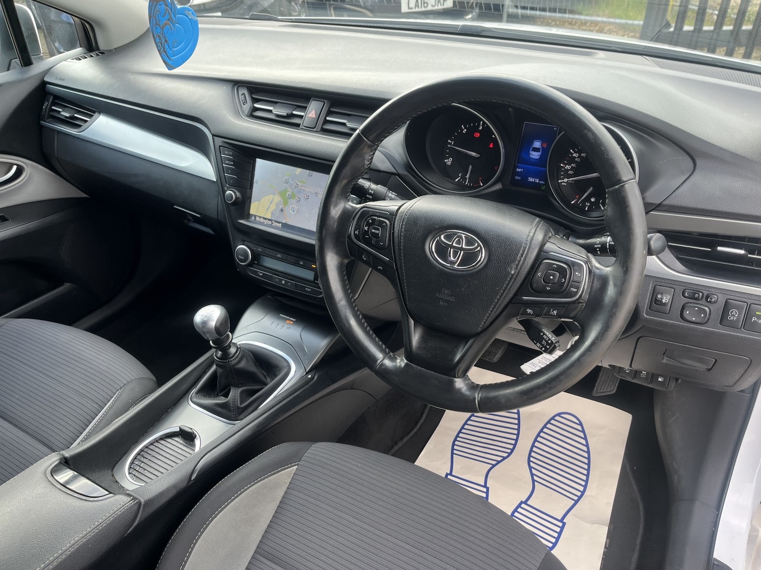 Used Toyota Avensis 2016 for sale - 76363037: Photo 10