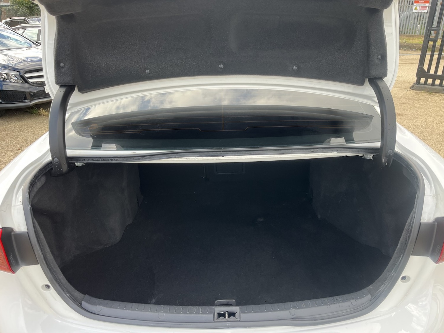 Used Toyota Avensis 2016 for sale - 76363037: Photo 18