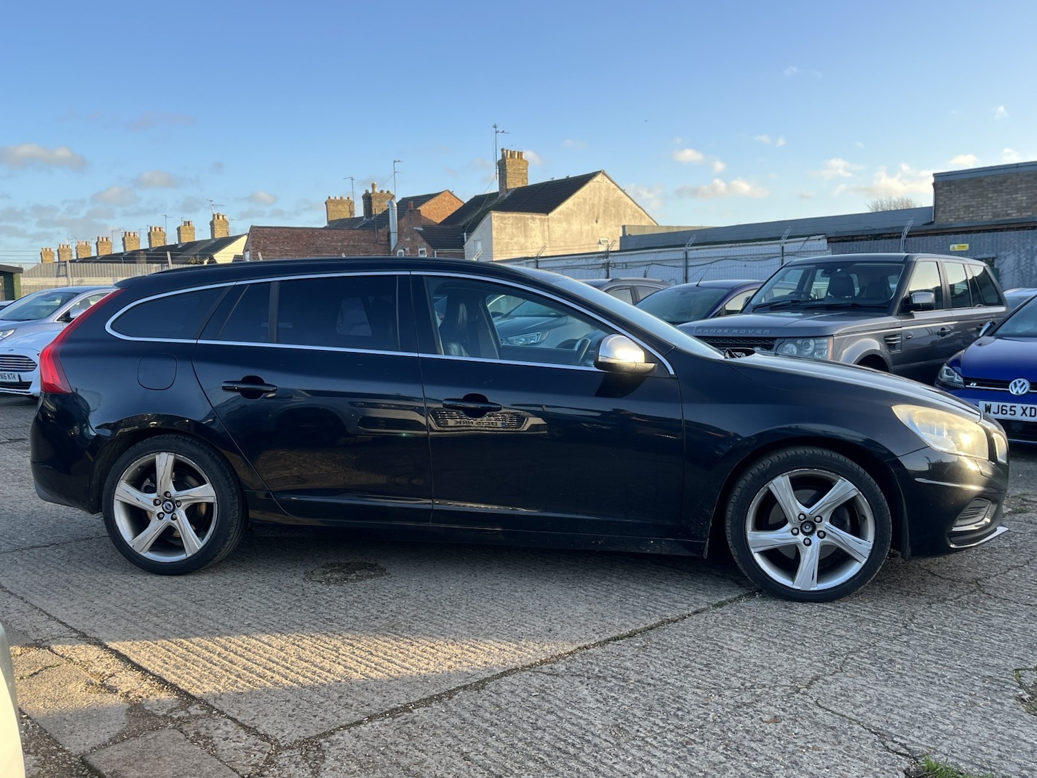 Used Volvo V60 2012 for sale - 76858893: Photo 7