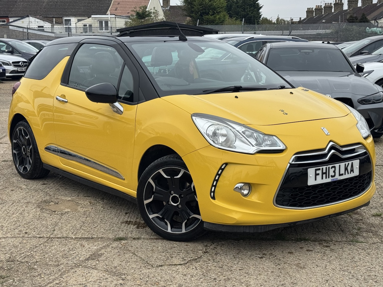 Used Citroen DS3 2013 for sale - 76249300: Photo 10